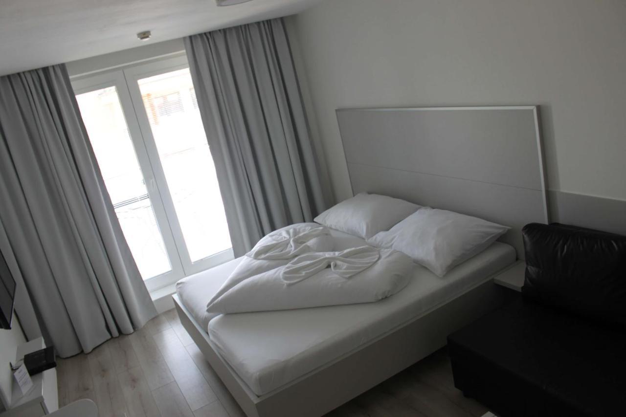 Apartman Kyjev 2 Podhájska Екстериор снимка