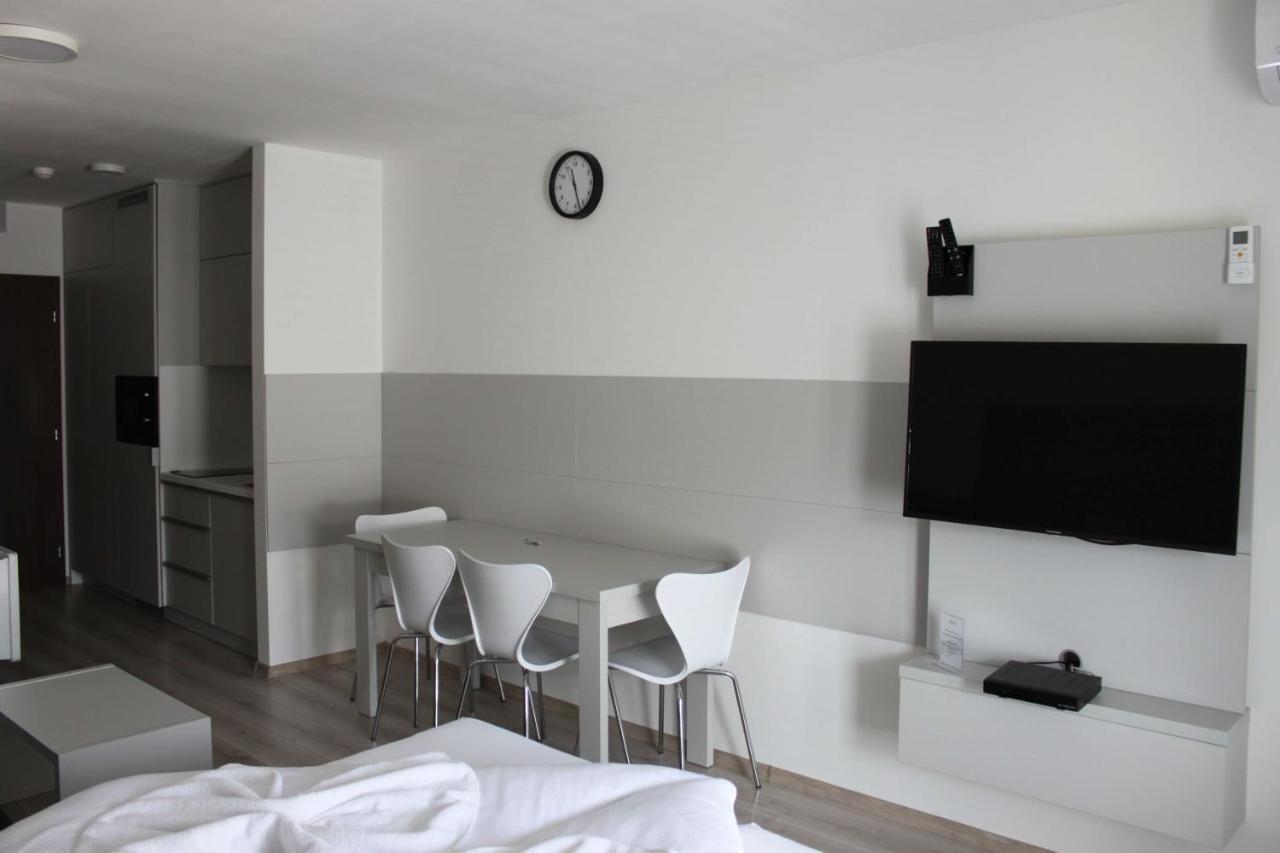 Apartman Kyjev 2 Podhájska Екстериор снимка